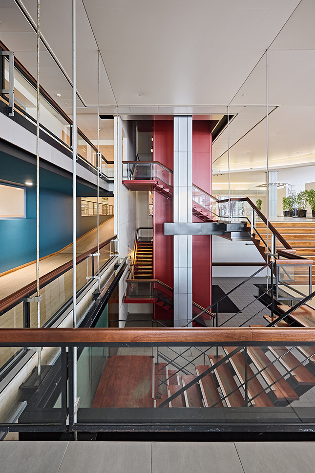 Ascenseur escalier